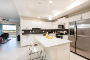 Aconchegante 3Q no Storey Lake – 10 min da Disney!