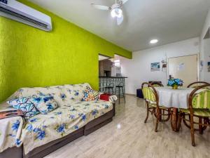 Apartamento a 100m da praia!