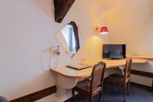 Hotels Hotel Les Trois Luppars : photos des chambres