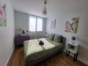 LE LOGIS DE LARQUEBUSE GARE, Centre ville et Cité Gastronomique