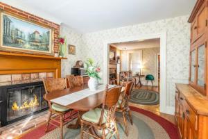 Briarstone Inn Unit 2