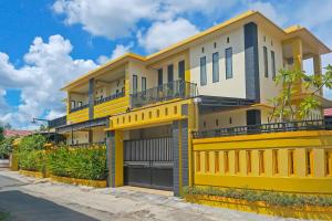 spot on 92458 azeela kost syariah