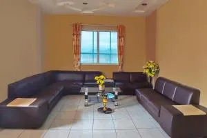 OYO 92463 Deli Hotel Medan - Stabat