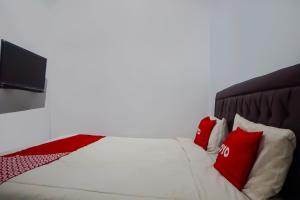 OYO 92463 Deli Hotel Medan