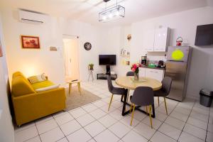 Appartements Hypercentre Cherbourg - Super appartement en RDC, intendance Luxury Host : photos des chambres