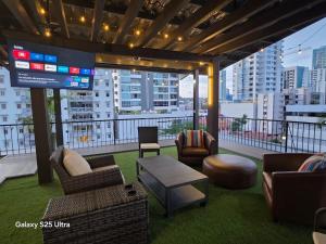 Elegant Spacious Apt on the Cinta Costera N#9