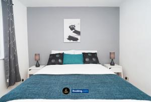 Cosy 2 Bedroom Apt By LS2G Short Lets & Serviced Accommodation Greater London