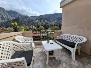 Nina Apartment - Škaljari