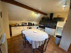 Chalets La Ferme de Gayri, chalet d'exception avec sauna et jacuzzi a 5 minutes de St-Lary Soulan : photos des chambres