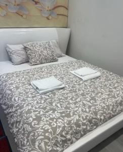 Cozy and close to nature, with free parking!