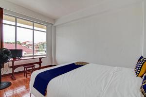 Hotel O Pondok Anggrek Syariah