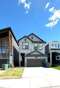 Rockpark Private 2 Bedroom 1 Bathroom Basement Suite - Кокран