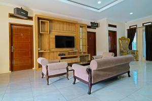 Collection O 92634 Villa Ds