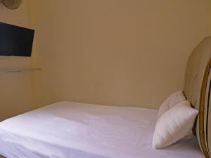 OYO Life 92632 Kost Pondok Kito