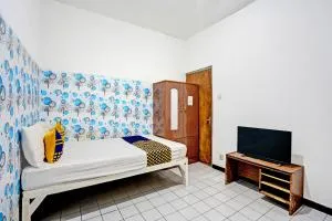 SPOT ON 92652 Meir E-homestay 2 Syariah - Sidosermo