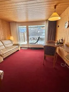 Adelhome Studio mit Gartensitzplatz - Adelboden