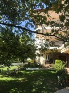 Enastron Hotel - Palaios Agios Athanasios