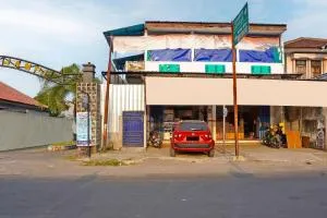 SPOT ON 92669 Guesthouse Prima SyariahNearGPdI Anugerah - Genteng