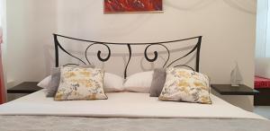 Old Town & Free Parking - Sweet Studio Apartment Dado with Balcony