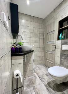 Domov Daleko od Domova