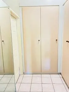 The Vibe - Executive Luxurious Ensuite - Tlokweng