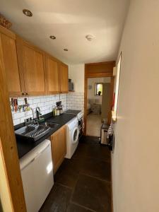 Stable Cottage by Roslin Glen