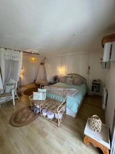 Sejours a la campagne Domaine de la Ruade : photos des chambres