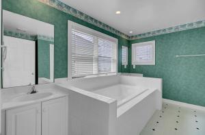 Boardwalk 115 by Wild Dunes, with Amenities