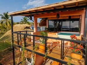 Penthouse with Private Pool & Stunning Ocean Views - Cedro