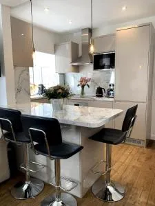 Gorgeous 2 bed ground floor flat in Hove - 波茨莱德