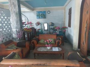 SPOT ON 92776 Panorama House Near Lokon Camping Ground