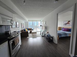 Downtown City View Escape with Free Parking