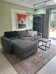 Kent Apartment - Koromiko