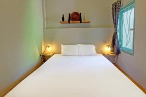 OYO 92825 Kamar Lombok