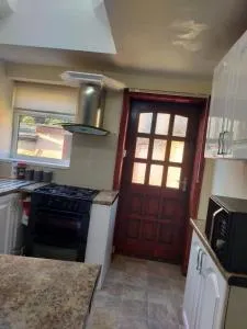 Paradise Apartment- Female Only - 克莱克西顿