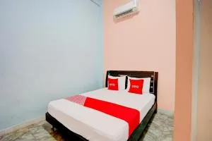 OYO 92887 Hotel Senja Syariah - Sangkapura