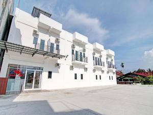 Hotel O Penginapan Sarinah SyariahNearRM Beringin Indah