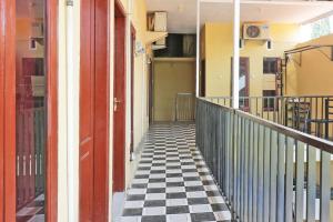 OYO Life 92925 Kost Bu Mala 2 Syariah