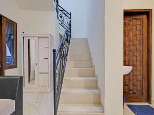 OYO Life 92935 Ayu Kost Eksklusif