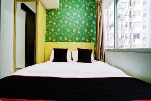 Collection O 92981 Apartemen The Jarrdin By Gold Suites PropertyNearSTEI ITB: Sekolah Teknik Elektro dan Informatika ITB