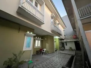 SPOT ON 93022 Anugrah Homestay Syariah - Pakato