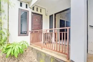 OYO 92964 Kost 99 - Bitung