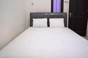 Hotel O Kost Putih Syariah