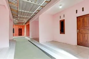 OYO Life 93058 Kos Subur - 丹戎