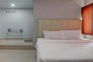 OYO Life 92830 Homestay Slamet Riadi Iv