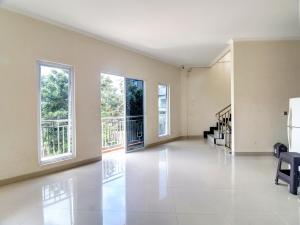 OYO Life 92707 D-akomiba Residence