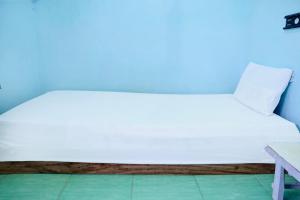 OYO Life 93017 Kost H Soeroso