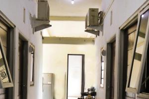 OYO Life 92922 Kost Bu Mala 1 Syariah