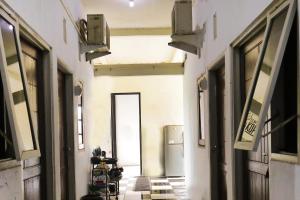 OYO Life 92922 Kost Bu Mala 1 Syariah