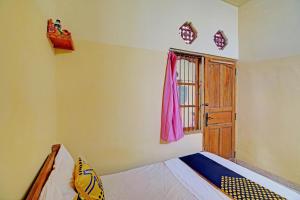 OYO Life 92954 Shanti Kost